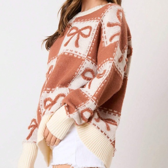 Cozy Bow Print Color Block Oversized Sweater Top - Picture 7 of 10